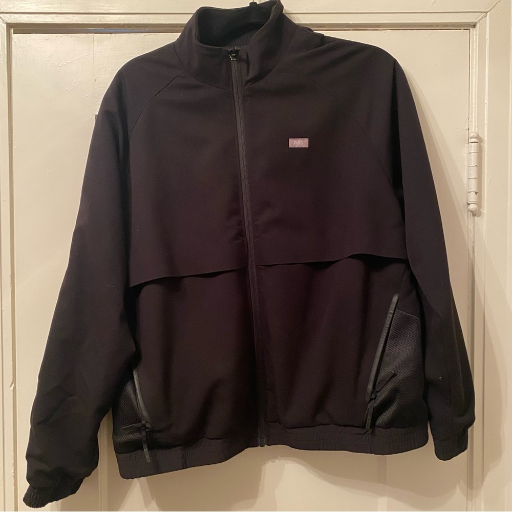 Figs Sydney scrub jacket size L
